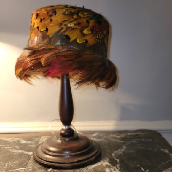 Vintage Feather Hat Circa 1940's - Hills Department Store Manchester NH - Picture 3 of 12